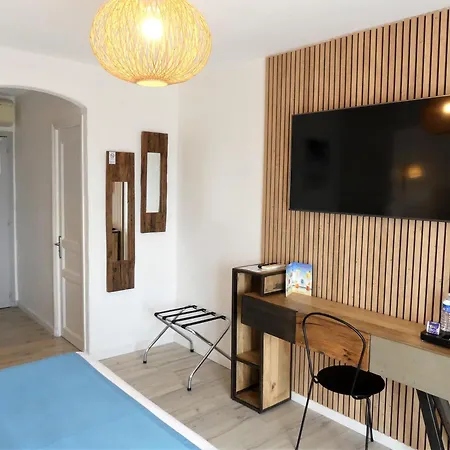 Hotel De La Vierge Noire Sainte-Maxime