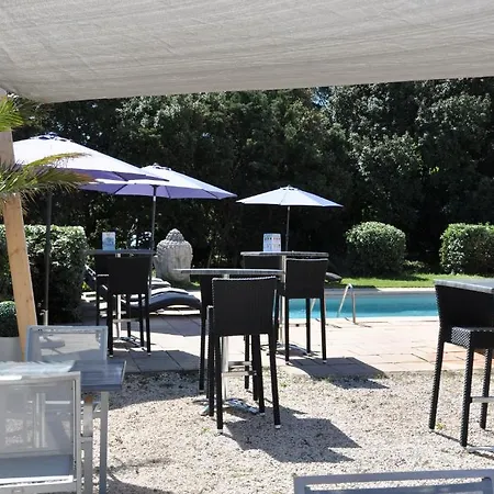 Hotel De La Vierge Noire 3*