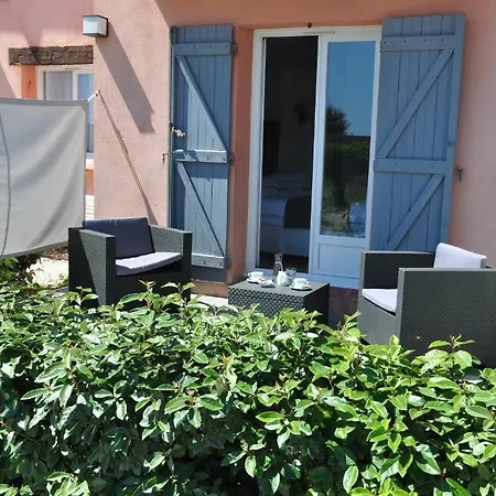 De La Vierge Noire Hotel 3*