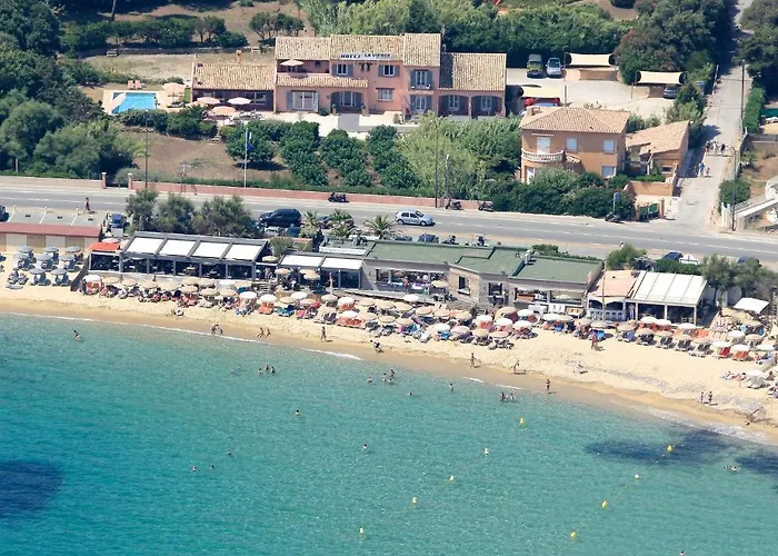 Hotel De La Vierge Noire 3*